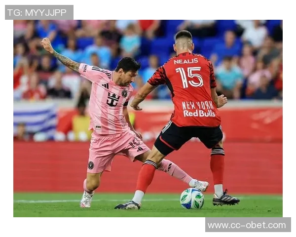 梅西双响助力球队季后赛首战胜利荣膺全场最佳毫无争议