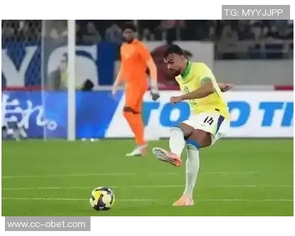 克鲁塞罗中卫布鲁诺入选巴西国家队引发热议上轮联赛刚染红遭争议