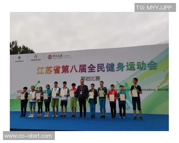 范双杰总结比赛表现强调细节重要性力争后续赛事取得佳绩 范双杰总结比赛表现强调细节重要性力争后续赛事取得佳绩