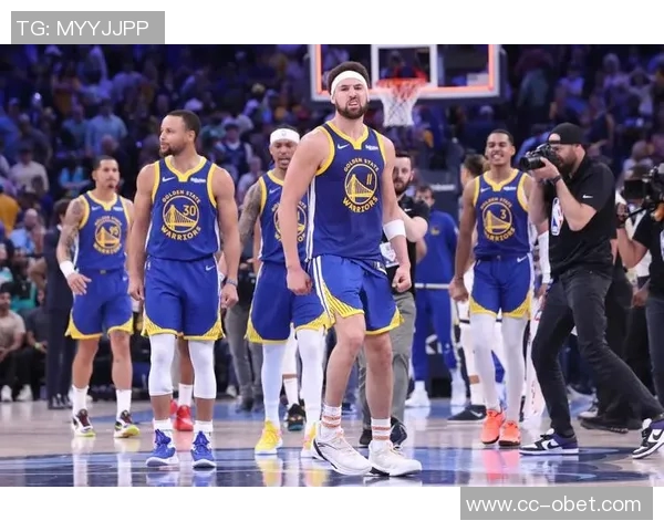 库里谈新赛季目标强调团队心态建设与胜利信念的重要性