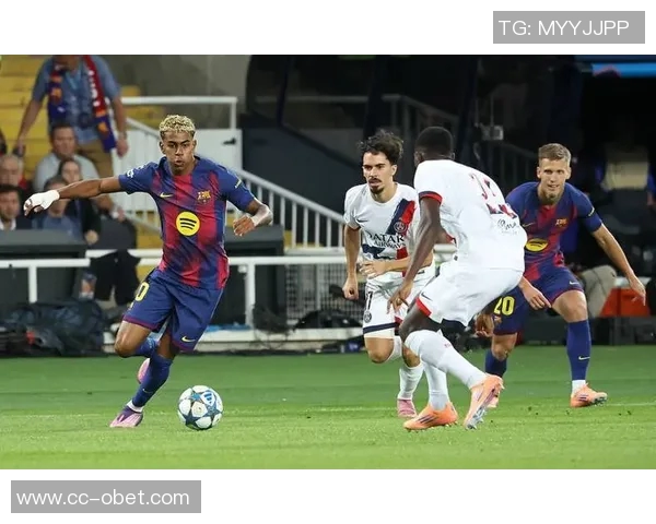 亚马尔德比战前一天积极训练奥尔莫恢复状态随队合练